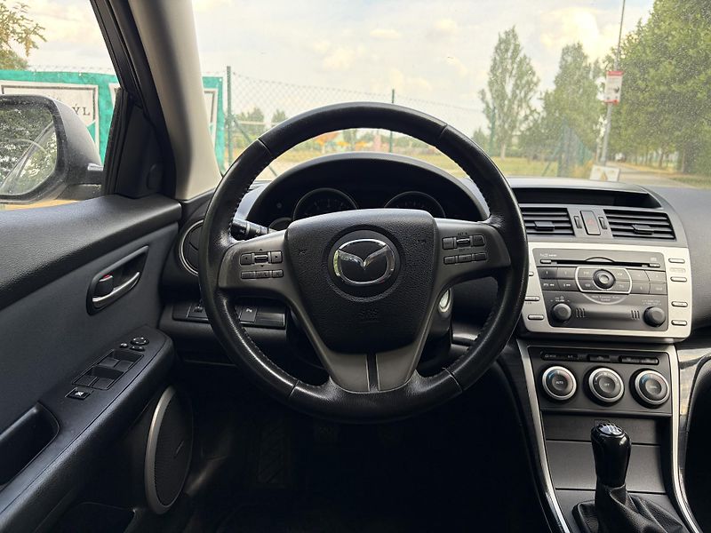 Mazda 6 2.0 Exclusive - fotka 21 z 30