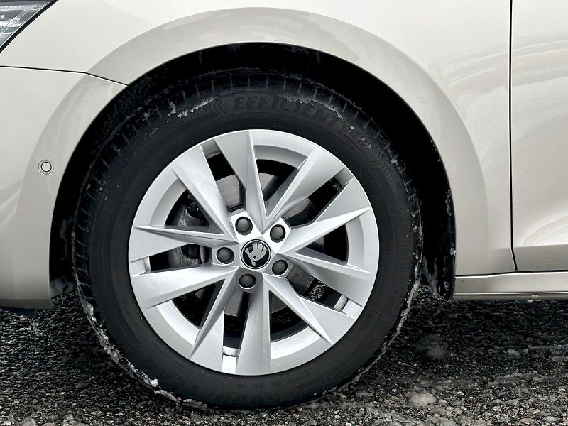 Škoda Octavia (2024) DSG 2.0 TDI / 110 kW / TOP SEL - fotka 26 z 31