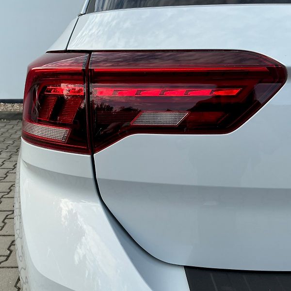 Volkswagen T-Roc (2022) 2.0 TDI DSG Sport - fotka 10 z 31