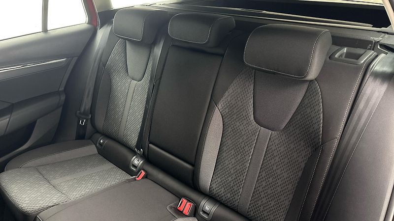 Škoda Octavia 1.5 TSI E-Tec DSG Style Combi - fotka 16 z 25