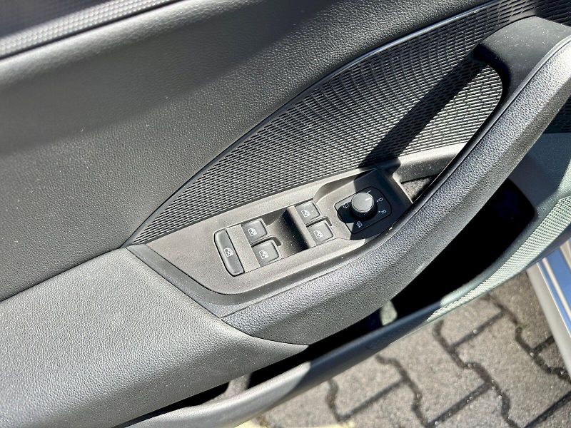 Škoda Octavia (2023) 2.0 TDI 85kW Ambition DSG - fotka 8 z 20