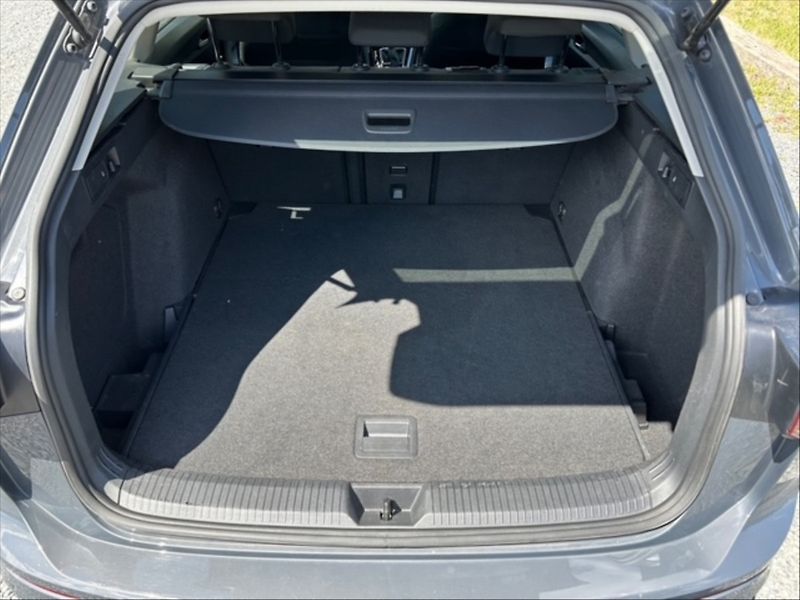 Volkswagen Golf 2,0 TDI 110 Style 5d - fotka 6 z 11