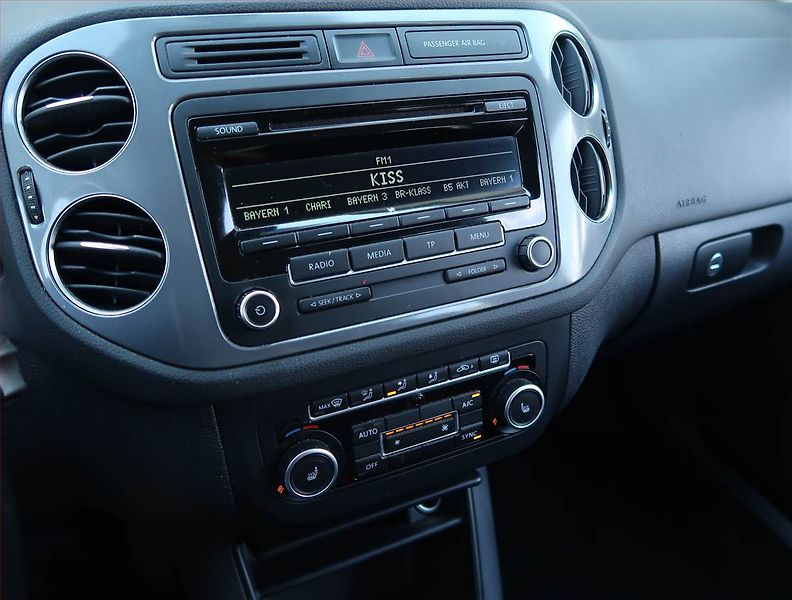 Volkswagen Tiguan (2013) 2.0 TDI, Tempomat - fotka 15 z 18
