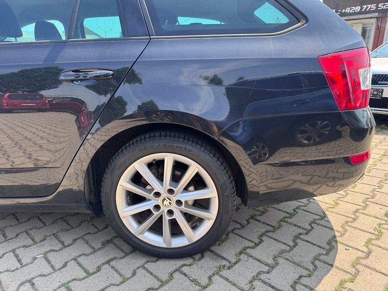 Škoda Octavia (2015) 1,4 TSI 110 KW SERVIS STK - fotka 15 z 50