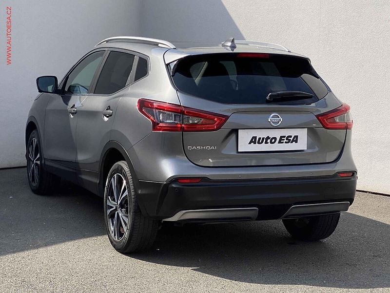 Nissan Qashqai (2019) 1.3DiG-T, N-Connecta, AT - fotka 6 z 18