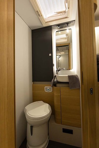 Adria (2023) Matrix 650 SL - fotka 13 z 22