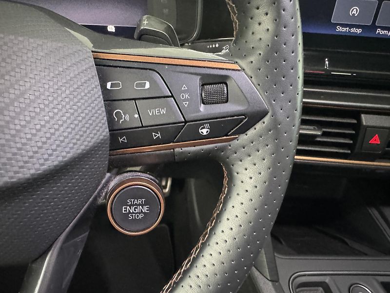 Cupra Formentor (2023) 2,5TSIF VZ5 DSG 4x4  - fotka 29 z 37