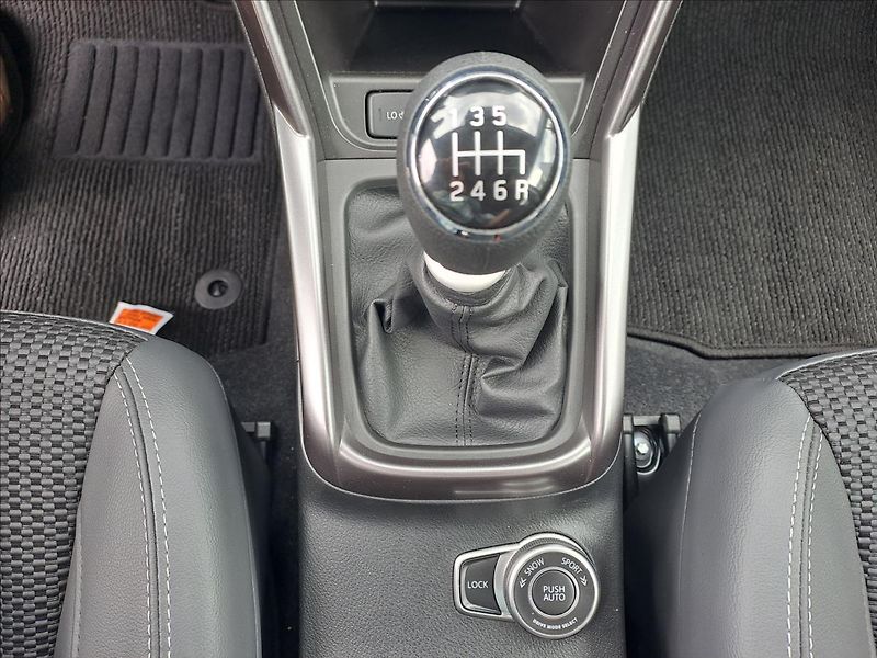 Suzuki S-Cross 1,4 Elegance AllGrip MY25 - fotka 12 z 21
