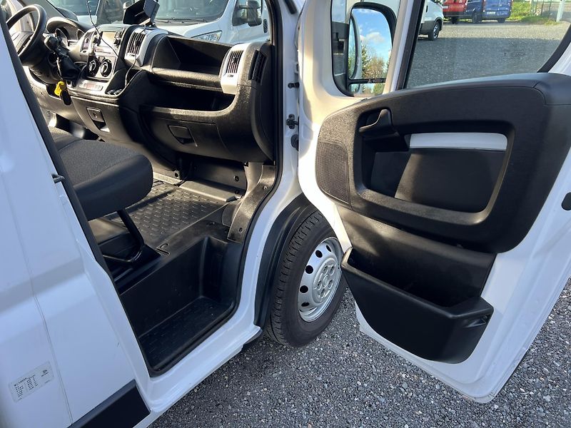Fiat Ducato 2.3,118kw,8p,čelo,klima,temp. - fotka 23 z 42