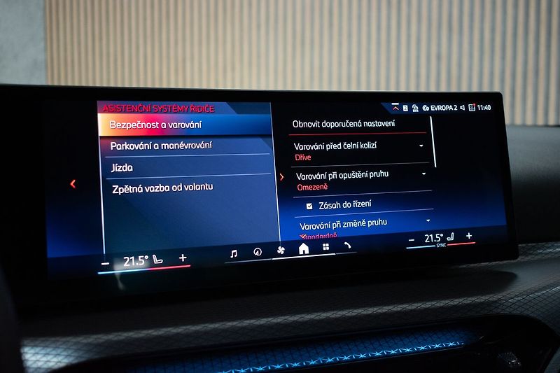 BMW Řada 3 320d xD ///M*ZÁRUKA*DPH*ČR 1.M - fotka 32 z 42