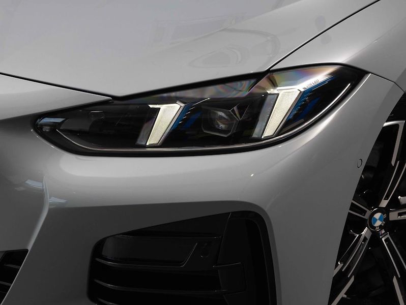 BMW Řada 4 430d xDrive Coupe - fotka 8 z 22
