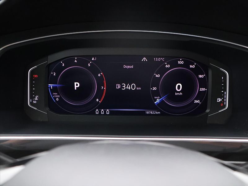 Volkswagen Tiguan Allspace 2,0 TSI 162kW DSG 4M LED 1.Maj - fotka 16 z 33