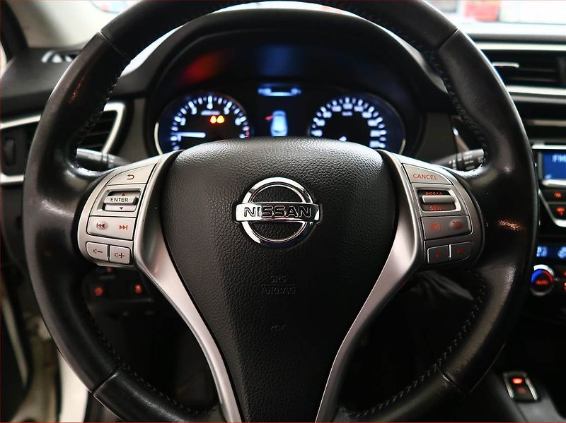 Nissan Qashqai (2017) 1.6 DIG-T, Serv.kniha - fotka 15 z 15