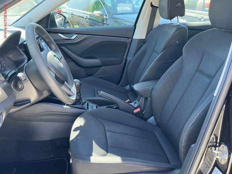 Škoda Kamiq (2019) 1.0 TSi, ČR, Ambition - fotka 9 z 18