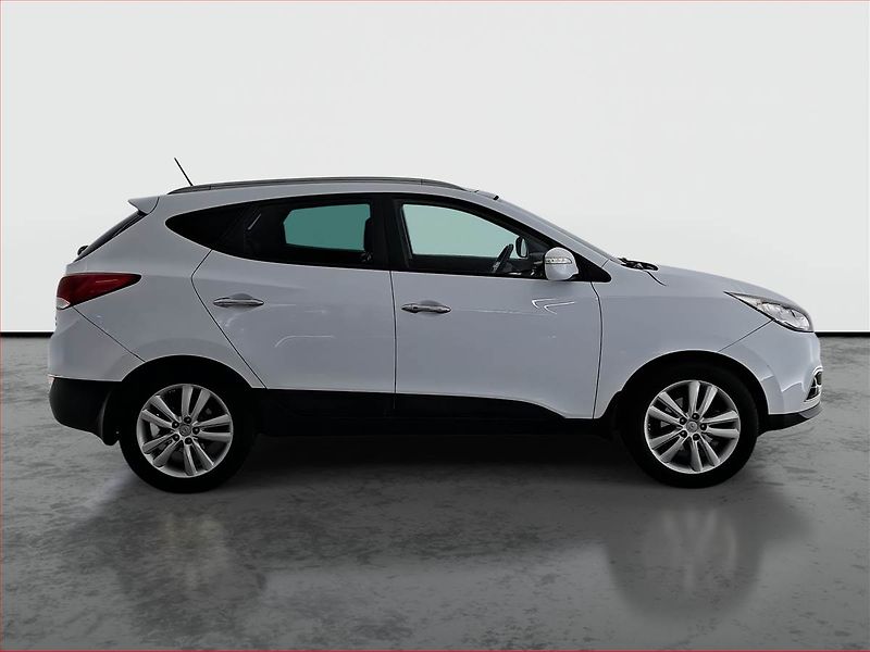 Hyundai ix35 (2010) 2.0 CRDi, 4X4, Serv.kniha - fotka 6 z 16