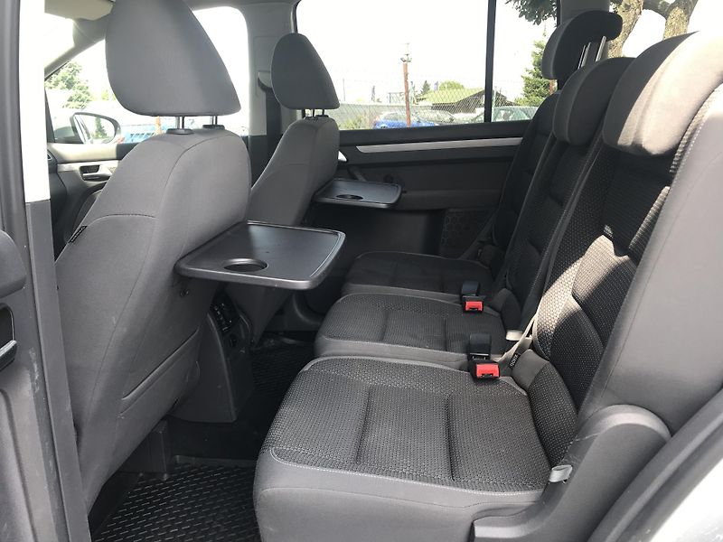 Volkswagen Touran 1.4 TSI 110 KW CNG/Benzín - fotka 11 z 18