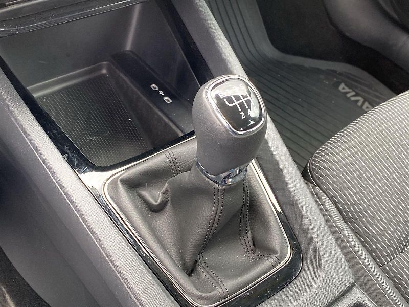 Škoda Octavia (2024) 1.5 TSI Ambition+ - fotka 14 z 34