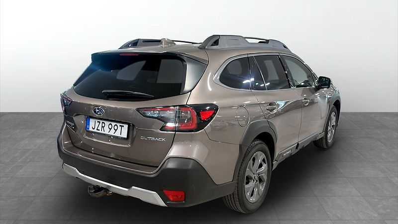 Subaru Outback 2.5i 4WD Active + tažné - fotka 3 z 10