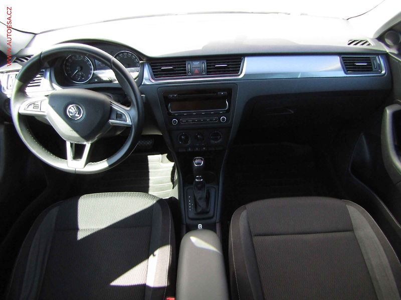 Škoda Rapid (2014) 1.6 TDi, ČR, Ambition, DSG - fotka 8 z 15