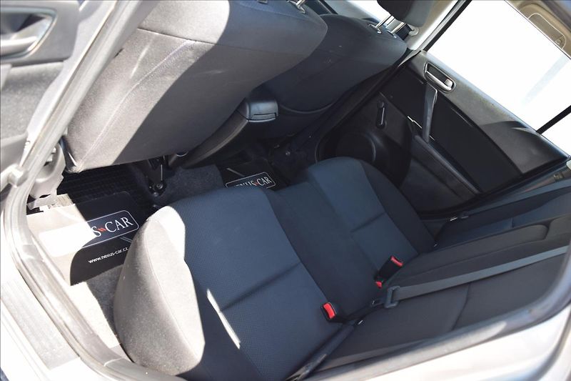 Mazda 3 1,6 I 77KW KLIMA NOVÁ STK - fotka 18 z 47