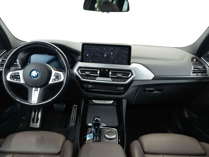 BMW iX3 M Sport - fotka 12 z 23