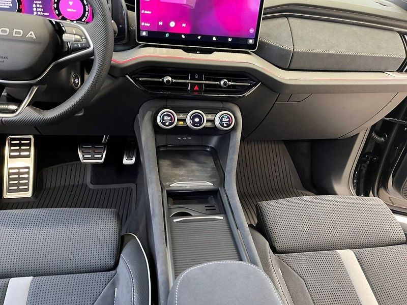 Škoda Kodiaq (2026) 1.5 TSI 110kW SPORTLINE Nez.To - fotka 10 z 18