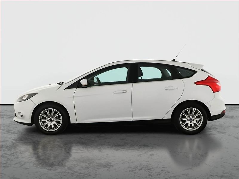 Ford Focus (2012) 1.6 TDCi, Tempomat - fotka 3 z 17