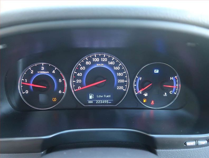 Hyundai Santa Fe (2010) 2.2 CRDi, 4X4, Automat - fotka 11 z 14