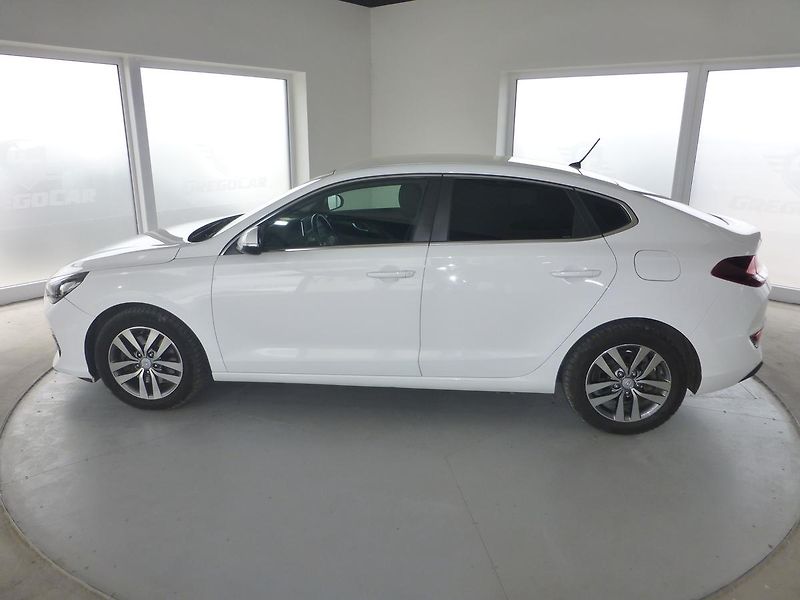 Hyundai i30 (2018) 1,0-88KW**NEW ČR**FASTBACK - fotka 9 z 25