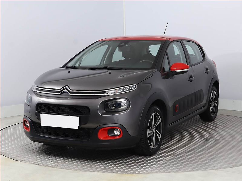 Citroën C3 (2018) 1.2 PureTech, ČR,1.maj - fotka 2 z 15