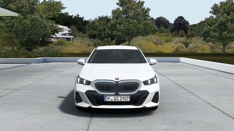 BMW Řada 5 540d xDrive Touring - fotka 4 z 14