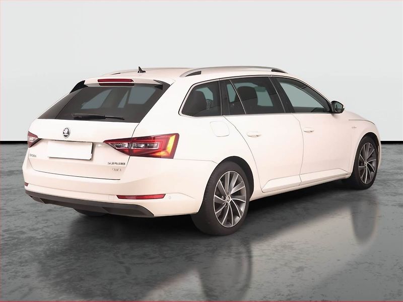 Škoda Superb (2017) Laurin&Klement 2.0 TDI 4x4 - fotka 5 z 22