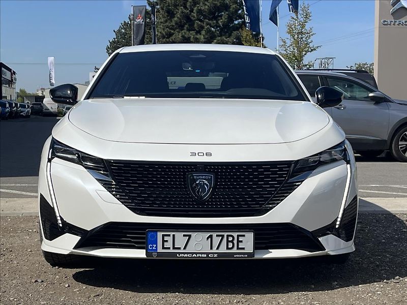 Peugeot 308 1,6 PureTech  GT Plug-in e-EAT - fotka 2 z 24