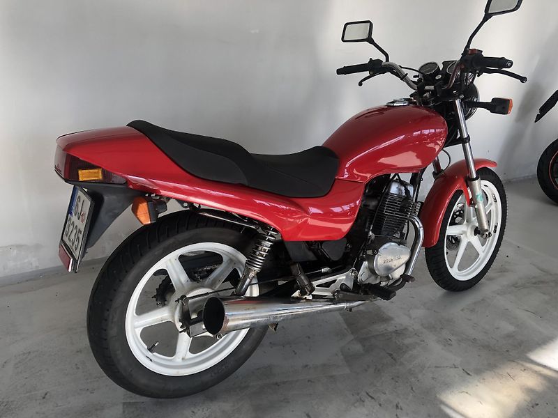 Honda CB 250 - fotka 3 z 14