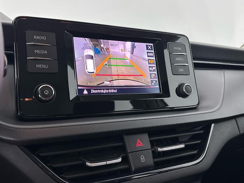 Škoda Kamiq Ambition Fresh - fotka 23 z 28