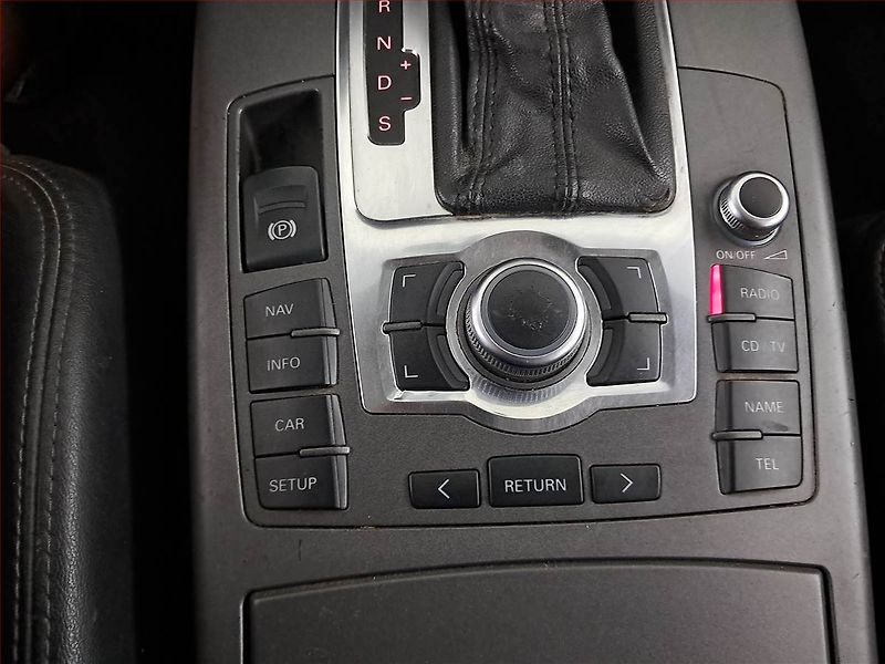 Audi A6 (2006) 3.0 TDI , 4X4, Automat - fotka 15 z 18