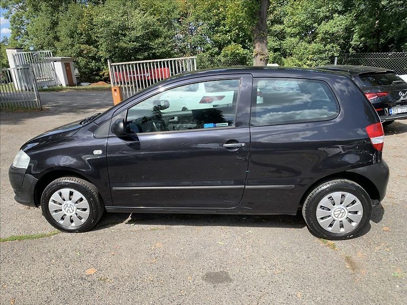 Volkswagen Fox 1,2 i ČR,CEBIA - fotka 8 z 15