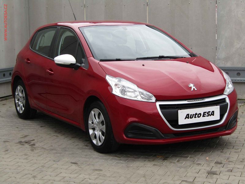 Peugeot 208 (2017) 1.2 PT, AC, tempo - fotografie inzerátu