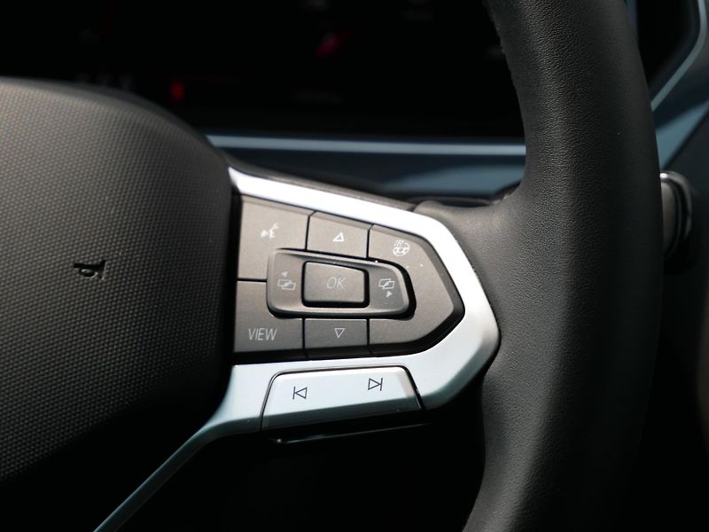 Volkswagen Tiguan - fotka 10 z 25