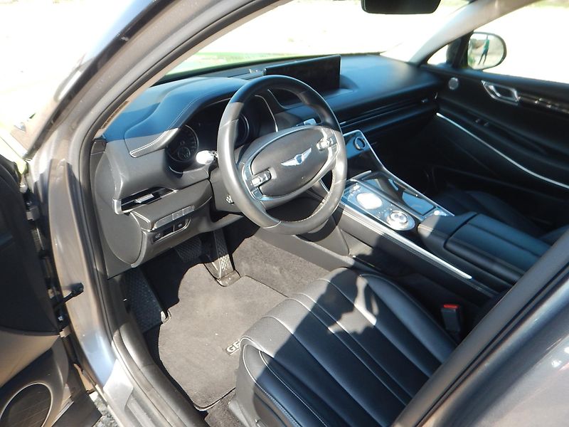Genesis GV80 3.0 CRDi - fotka 9 z 27