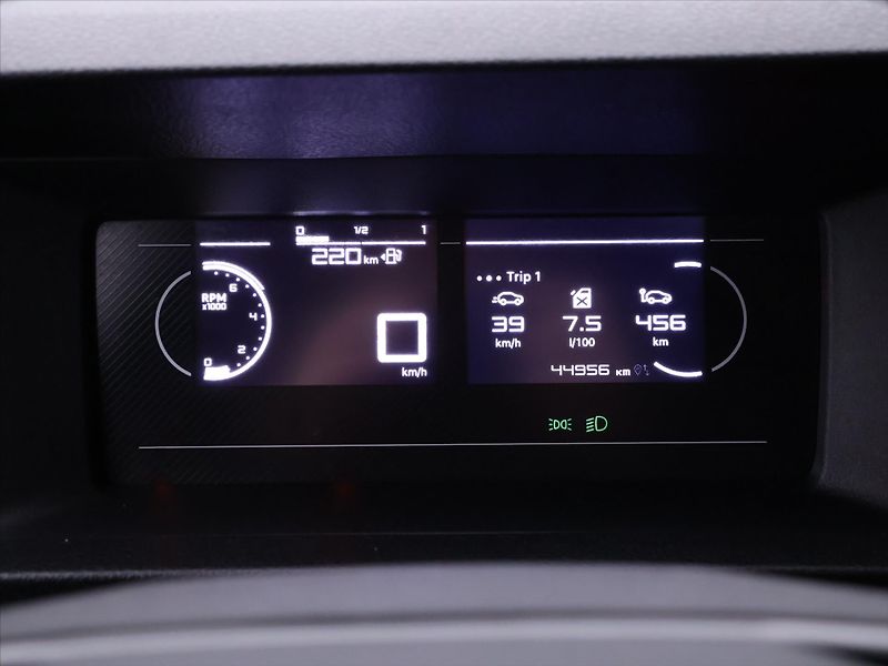 Opel Vivaro 1,5 CDTi 88kW Klimatizace - fotka 14 z 24