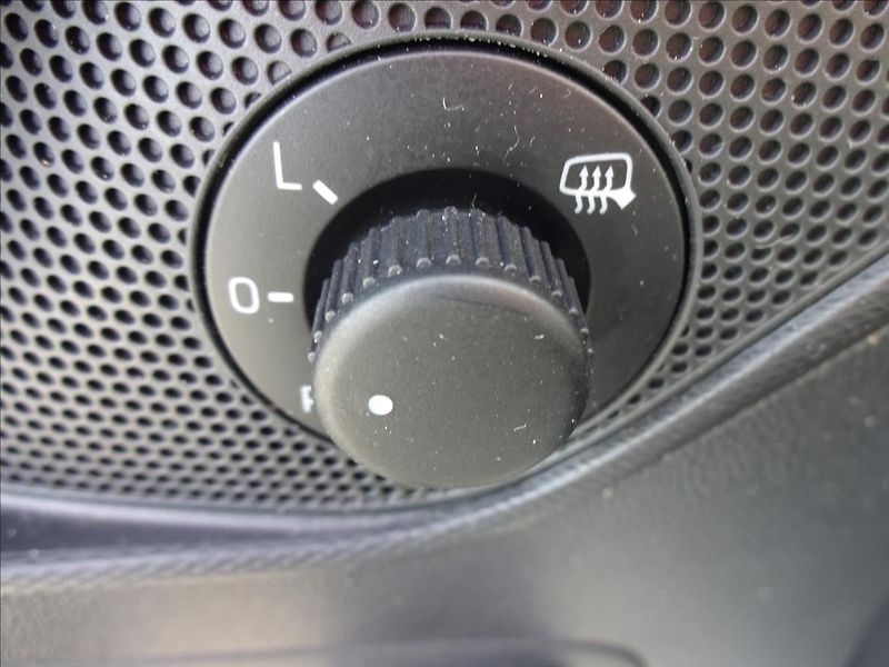 Škoda Rapid 1.2TSI 66kW - fotka 20 z 46