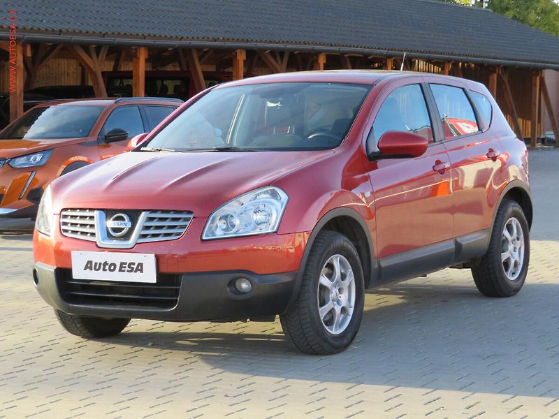 Nissan Qashqai (2009) 2.0i, AC, tempo - fotka 3 z 20