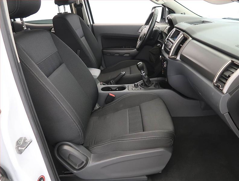 Ford Ranger (2019) XLT 2.2 TDCi, klima - fotka 9 z 21