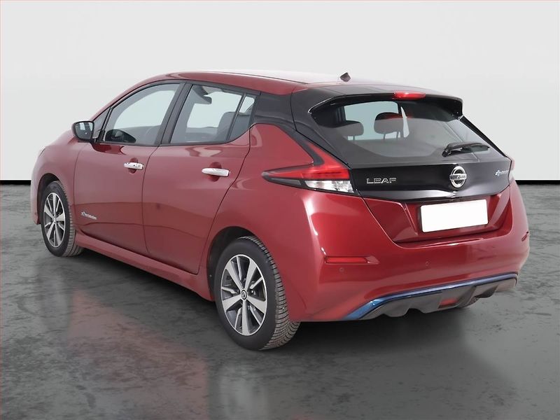 Nissan Leaf (2019) 40 kWh, SoH 88%, Automat - fotka 4 z 17