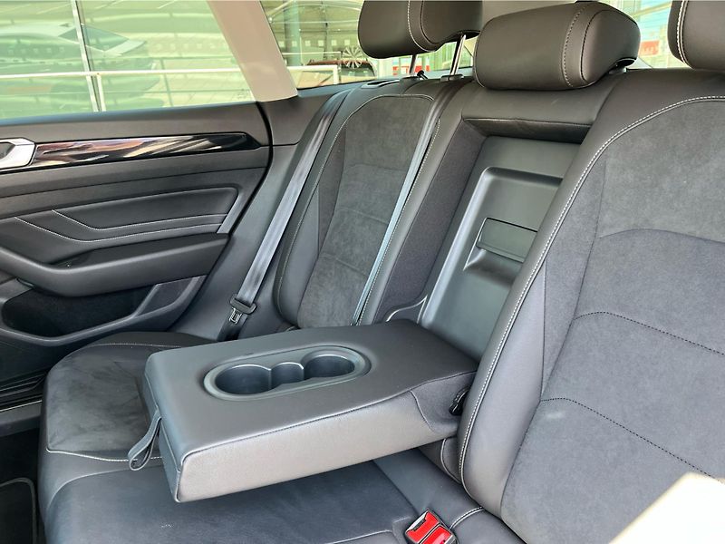 Volkswagen Arteon Shooting Brake Elegance 2.0 TDI 147kW DSG 4x4 - fotka 25 z 30