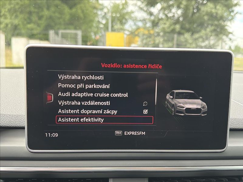 Audi A5 2,0 TFSI 185kW 4x4 AT Sport - fotka 28 z 32