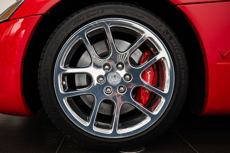 Dodge Viper SRT-10 Manuál/V10/Alpine audio - fotka 15 z 17