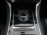 Jaguar XF (2018) 20d, Automat, Kůže, Navi - náhled 13