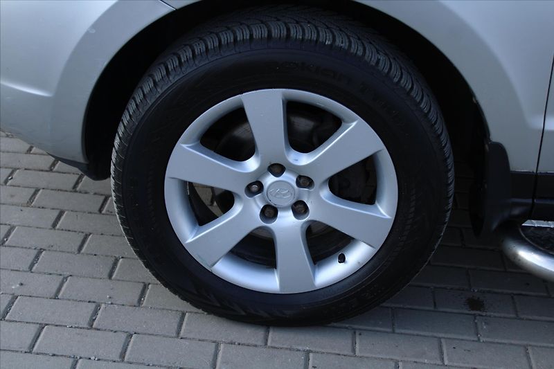 Hyundai Santa Fe 2.2CRDi 114kW AWD A/T TAŽNÉ ČR - fotka 9 z 22